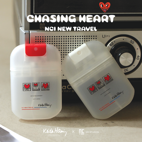NCI NEW TRAVEL 酒精潔手噴霧 - Keith Haring : Chasing Heart (白)